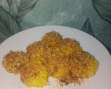 Foto langkah ke 4 dari resep Ketan Kuning Serundeng.