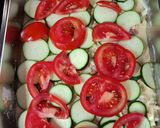 Rakott cukkini paradicsommal és kolbásszal recept fázis 3 fotója