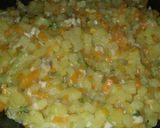 Foto langkah ke 4 dari resep Risol ragout ayam cincang.