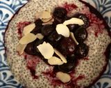 A picture of step 3 of Chia pudding - vegan.