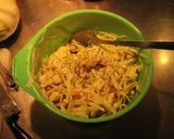 Foto del paso 5 de la receta: Ensalada con patas y sin pollo