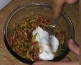 A picture of step 9 of Schezwan mayo sendwitch.