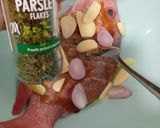 Foto langkah ke 2 dari resep Ikan Panggang Tabur Daun Parsley Kering.