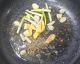 洋蔥燒雞的食譜步驟2照片