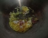 Foto langkah ke 2 dari resep Mie goreng kol telur.
