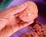 A picture of step 4 of Egg roll.