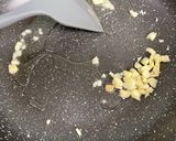 糯米椒炒豆乾的食譜步驟2照片