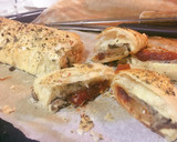 Foto del paso 14 de la receta: Hojaldre de portobello con mermelada de tomate casera, pavo y queso