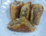 A picture of step 6 of Chicken pattice.