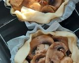 Une image de l'étape 5 de Petite tartes rapide champignons oignons fromage.