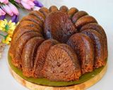 Foto langkah ke 8 dari resep Bolu Karamel atau Bolu Sarang Semut.