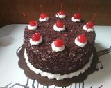 Foto langkah ke 15 dari resep Black Forest "Birthday Cake".