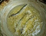 Foto langkah ke 3 dari resep Ikan Pindang Asin Sambal Matah.