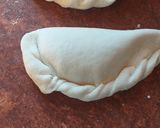 Foto del paso 2 de la receta: Empanaditas de dulce de leche y tortas fritas