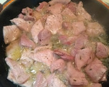 Foto del paso 4 de la receta: Lomo de cerdo con calabacín o patatas (a mi manera)
