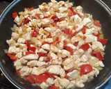 Foto del paso 2 de la receta: Quesadilla de pollo