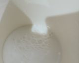 A picture of step 1 of Dhood soda.