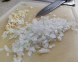 Foto del paso 1 de la receta: Pechuga empanizada bañada en salsa de tomate