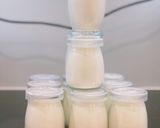 Hình bước làm 6 của món Sữa Chua PhoMai Úp Ngược