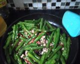 Foto langkah ke 3 dari resep # Tumis buncis ayam.