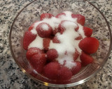 Foto del paso 3 de la receta: Tarta de queso individual con fresas
