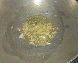 A picture of step 2 of Chicken bread pizza.