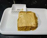A picture of step 5 of Maggi Sandwich.
