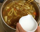 A picture of step 7 of Leftover Curry Udon.