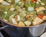 Foto del paso 1 de la receta: Caldo de pollo con verduras