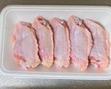 A picture of step 2 of Garlic Chicken Wing.