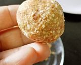 A picture of step 8 of Oats Energy Bites.