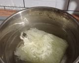 Foto langkah ke 2 dari resep Mie hun jagung.