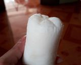 Hình bước làm 5 của món Sữa chua đá bịch nhà làm