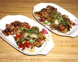 Foto del paso 11 de la receta: MUSLOS DE POLLO A LA PLANCHA CON SALSA DE OSTRA. JON STYLE