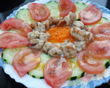Foto del paso 5 de la receta: Pechuga de pavo al ajillo en ensalada