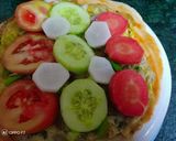 A picture of step 4 of Omelet sandwich.