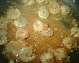 A picture of step 5 of Pad Thai (Thai Stir-Fried Noodles).