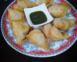 मटर के समोसे (स्ट्रीट स्टाइल) (Matar ke samose recipe in hindi) रेसिपी चरण 3 फोटो