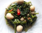 Foto langkah ke 4 dari resep Tumis kangkung telur puyuh saus tiram.