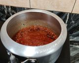 A picture of step 4 of Rajma paneer.