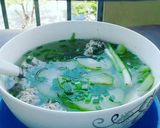 Hình bước làm 4 của món Canh bí đao nấu mọc
