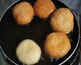 Foto langkah ke 5 dari resep Roti Goreng Isi Pasta Kacang Merah.