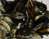 A picture of step 1 of Seafood soup.