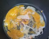 รูปขั้นตอนการทำที่ 2 ของ ผักเหลียงผัดไข่