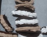 A picture of step 5 of Eggless Chocolate Omelete Cake.