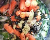 A picture of step 2 of My Minty Leek & Carrot Soup. 😁.