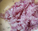 A picture of step 3 of Rava dosa/Semolina dosa.