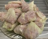 Foto langkah ke 9 dari resep Beef Stuffed Cabbage Rolls.