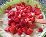 Foto del paso 3 de la receta: Bizcocho de fresas