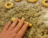 Foto del paso 3 de la receta: Rosquillas sabor a naranja (😋)